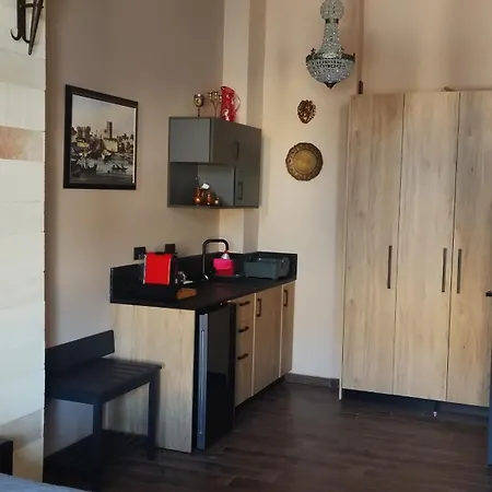 Grand Master Apartment