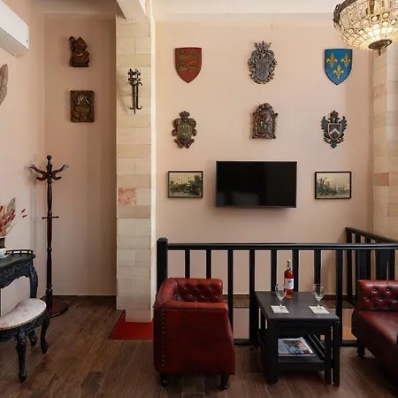 Apartment Grand Master *