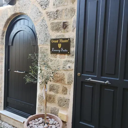 Grand Master דירה